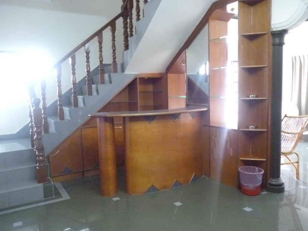 G Six Hotel Sitiawan Exterior foto