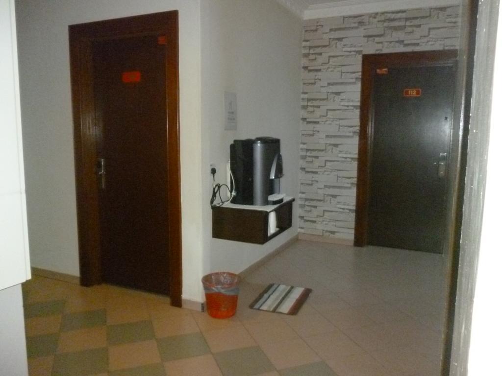 G Six Hotel Sitiawan Exterior foto